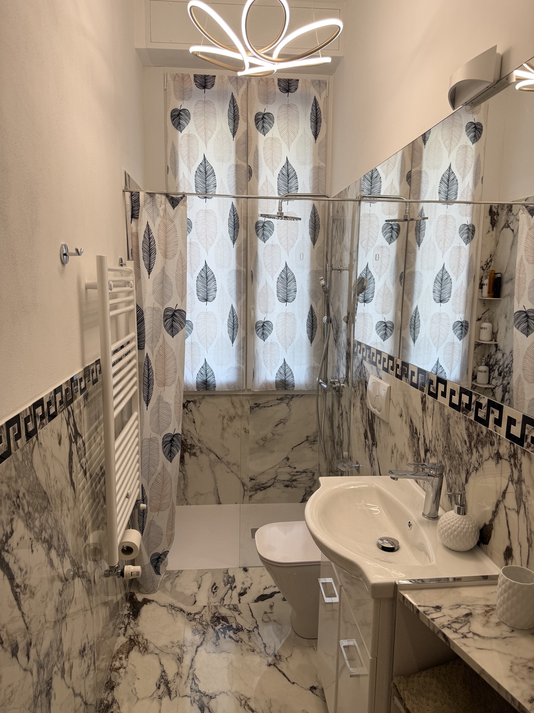 Apartment Bassini, Bad 1 1