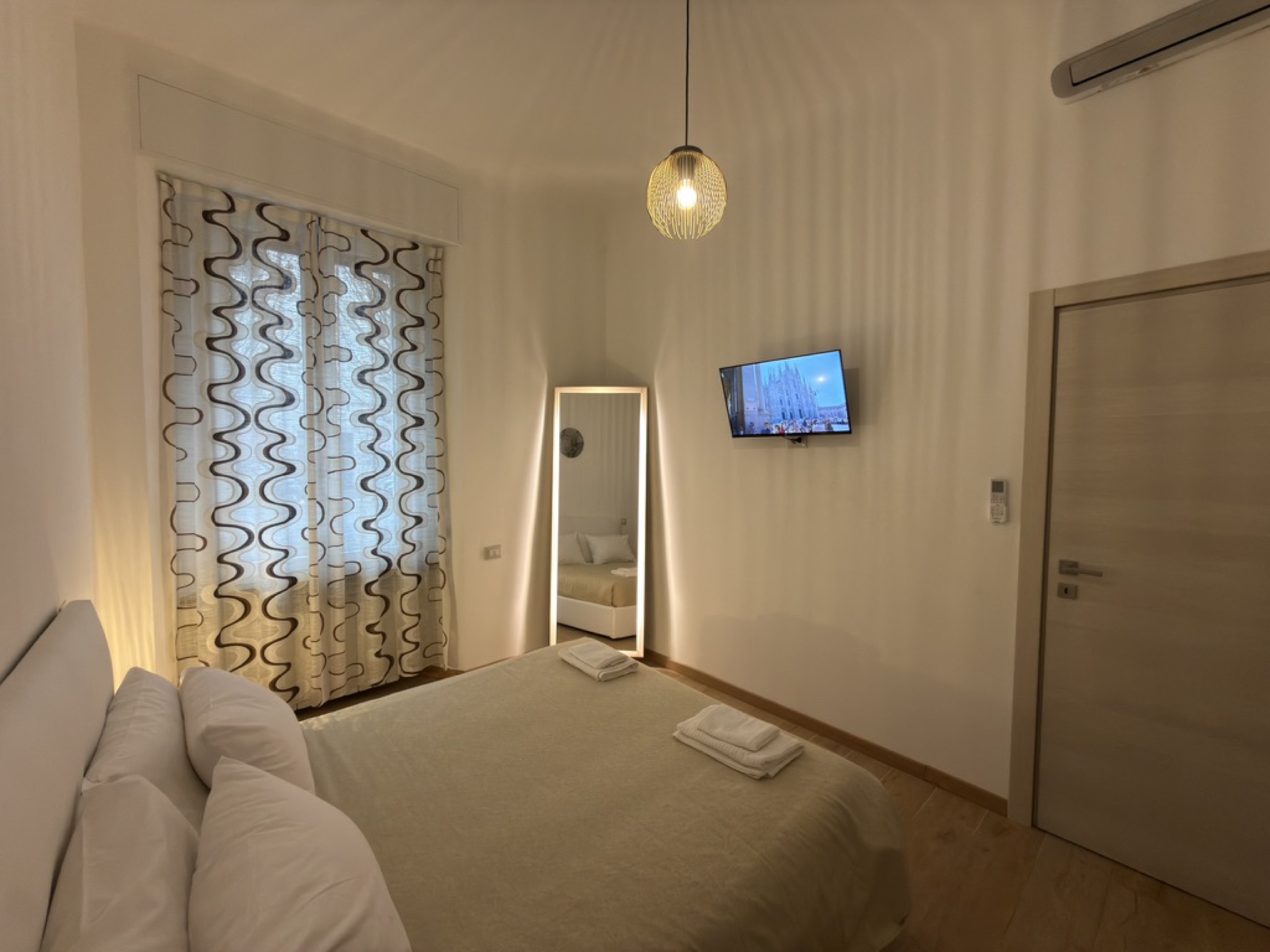 Apartment Bassini, Schlafzimmer 1 1